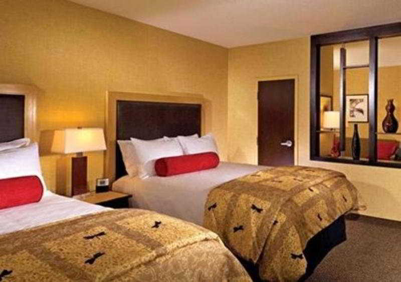 Doubletree By Hilton Baton Rouge Hotel Bagian luar foto